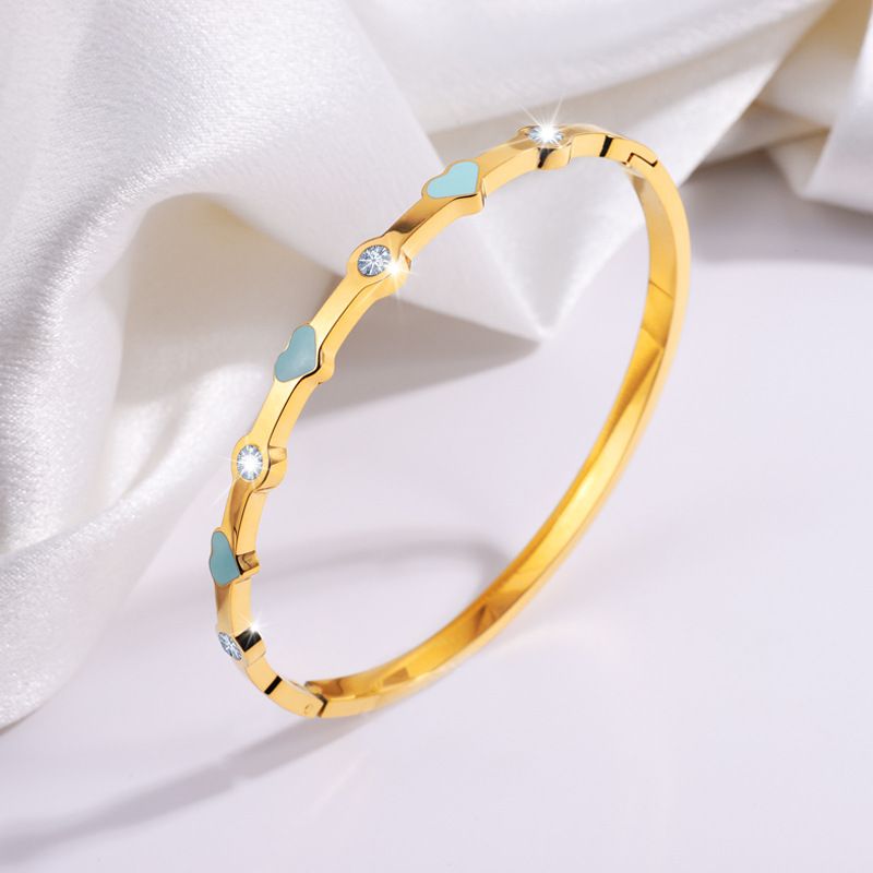 Accesorios de joyería Pulsera de acero inoxidable con forma de corazón y gota de aceite para niñas, de alta gama y a la moda, combina con todo._voghion.com