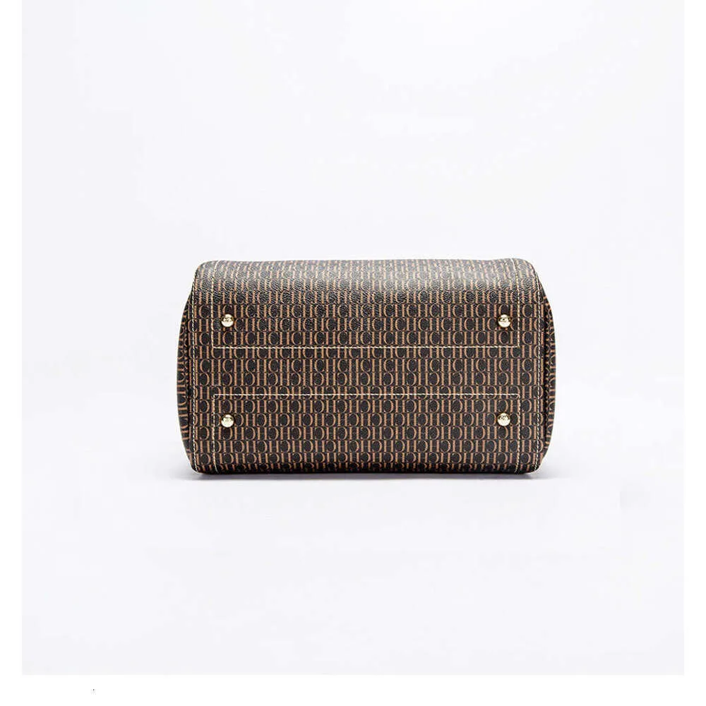 CHHC High Quality Ladies Jacquard Craftsmanship Metal Hanging Wer Pattern Large Capacity Handbag Designer New_voghion.com