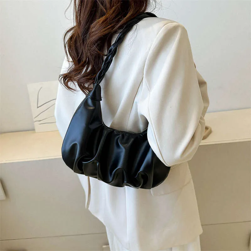 Women's Shoulder Bag Simple Pleated Underarm Bag For Women_voghion.com