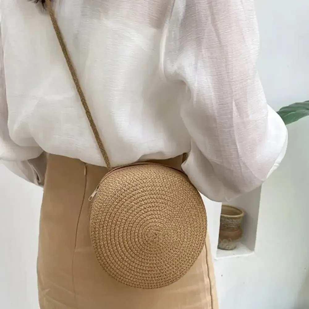 Borsa da spiaggia in paglia intrecciata a mano, realizzata a mano in rattan, realizzata a mano in maglia color caramella, da donna_voghion.com