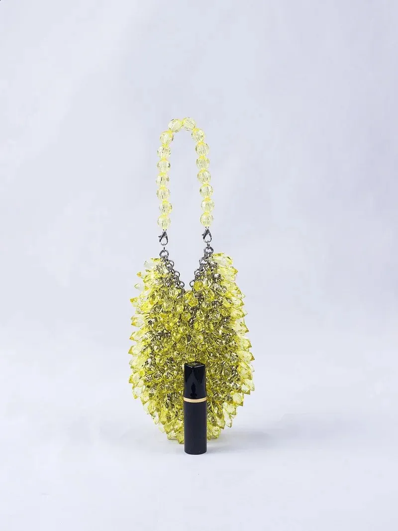 Borsa a secchiello piccola da sera in cristallo trasparente intrecciato a mano, verde, blu e giallo, fatta a mano, estiva_voghion.com