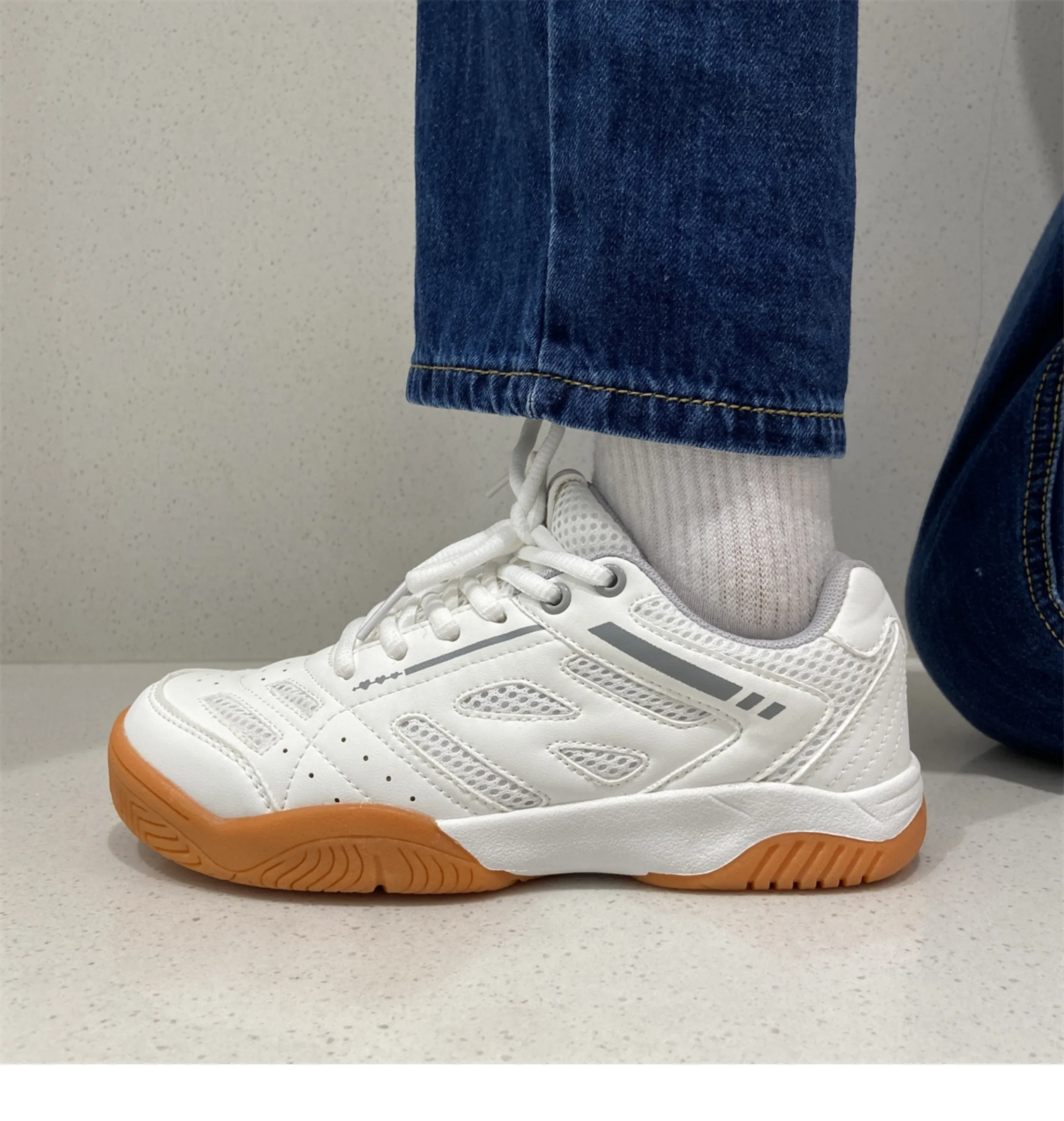 White Mesh Sports Sneakers Women - Ideal for Student Use in Table Tennis, Badminton, and Running Activities_voghion.com