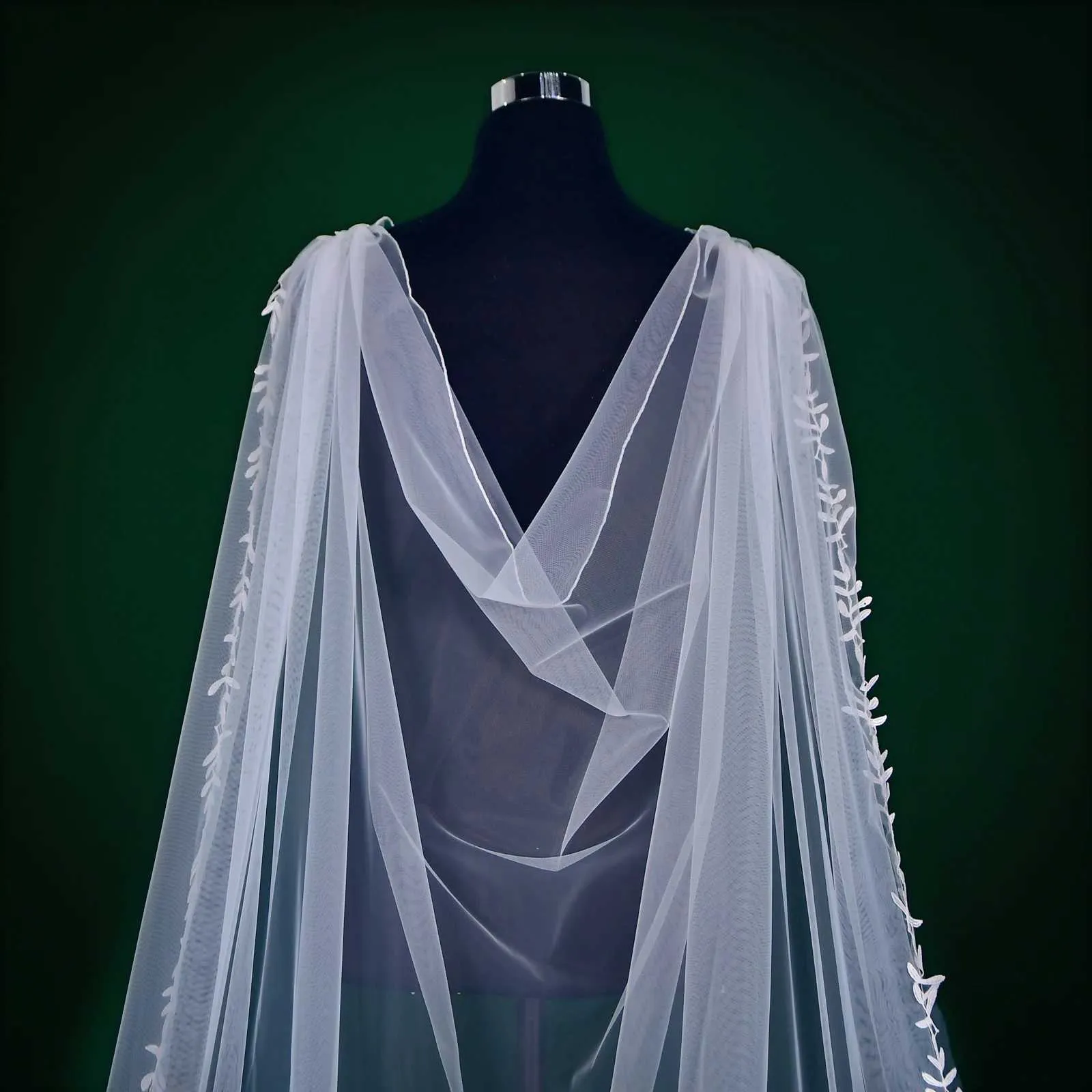 Gioielli per capelli Donna MZB26 Velo velato da cattedrale Mantello Avvolgente da sposa in pizzo floreale Elegante scialle da sposa con mantello lungo a foglie_voghion.com