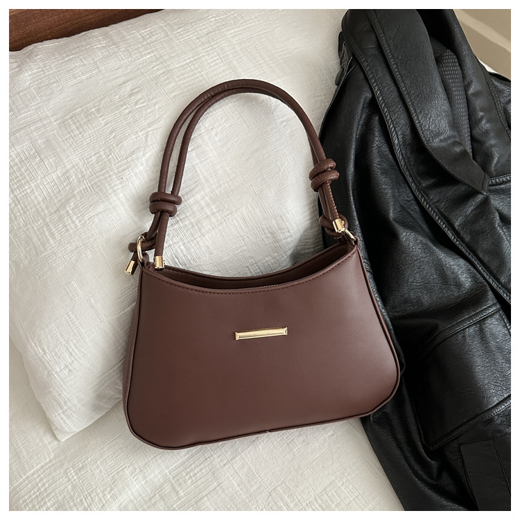 Popular Small Bag Women's Bag 2024 Spring New Versatile Small Square Bag Fashion Candy Color Single Shoulder Underarm Bag_voghion.com