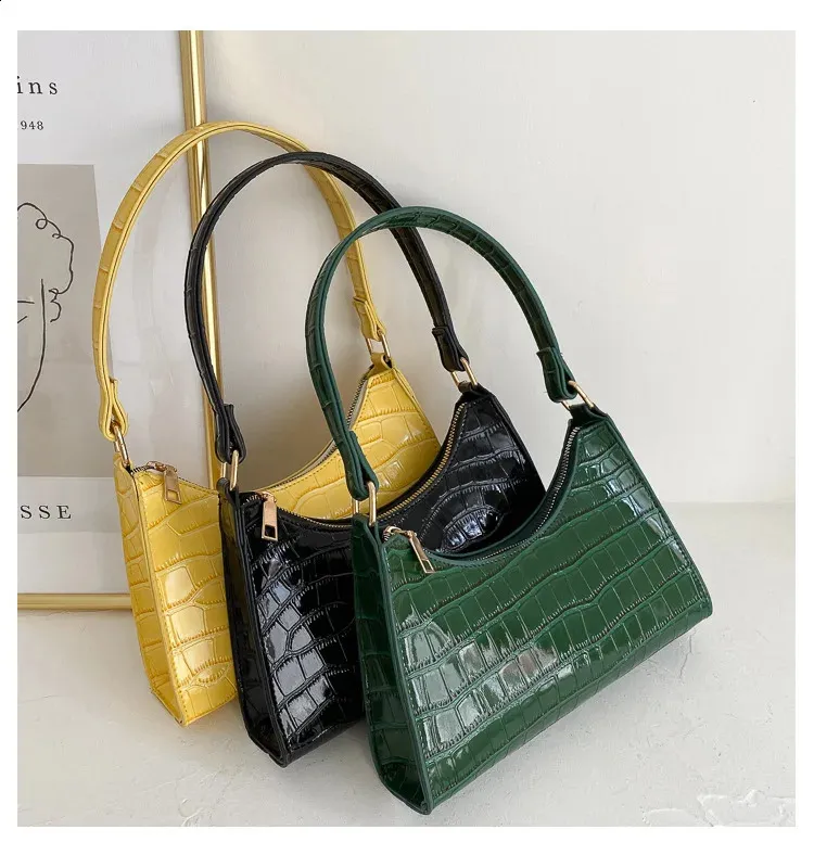 Fashion Exquisite Shopping Bag Retro Casual Tote Shoulder Bags Female Leather Solid Color Chain Handbag for Women 241120_voghion.com