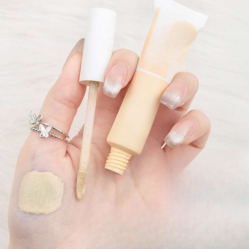 Clear Water Feuchtigkeitsspendender Concealer Wasserfeste, schweißfeste Foundation Natürliche Make-up-Stift-Foundation_voghion.com