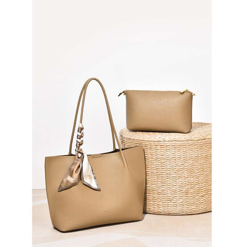 Women's Commuter Shoulder Bag Versatile Large Capacity Handbag_voghion.com