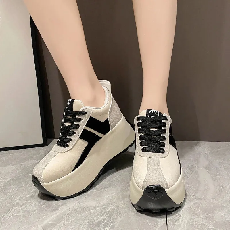 Scarpe sportive casual da donna con tacco alto da 7,5 cm, con zeppa e plateau, in pelle, bianche, comode e robuste_voghion.com