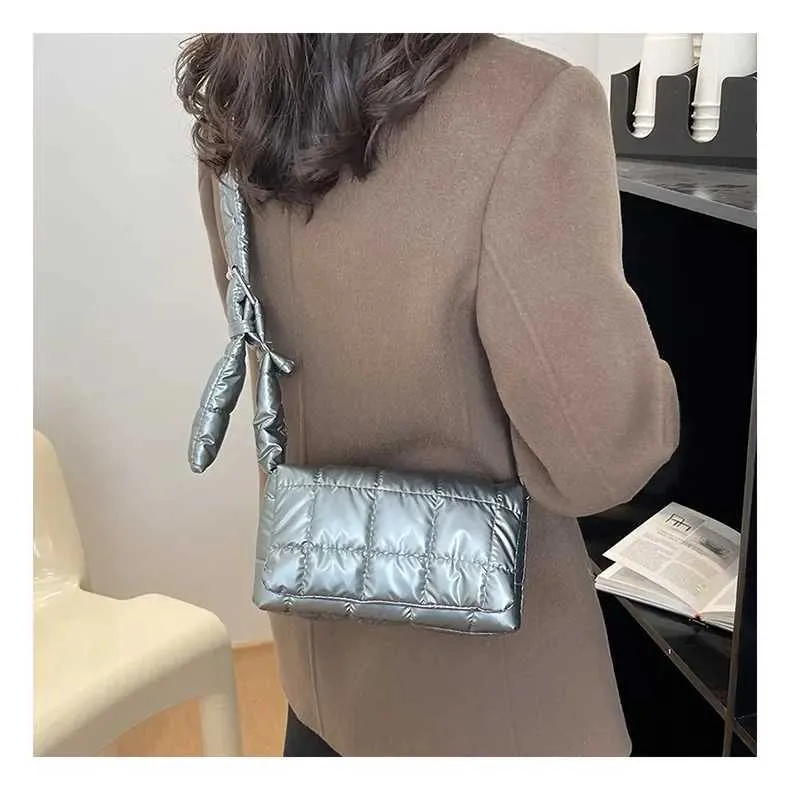 Moda trapuntata invernale leggera calda imbottita in cotone scozzese a tracolla da donna sotto le ascelle borse gonfie borse a mano C241211_voghion.com