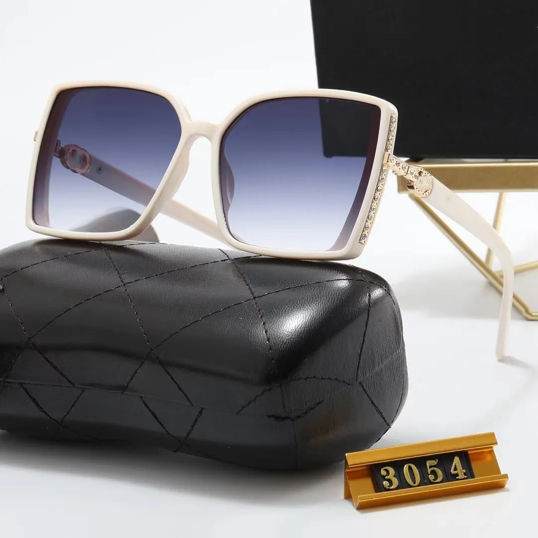 Cat Eye Sunglasses For Women Retro Designer Style Black Frames_voghion.com