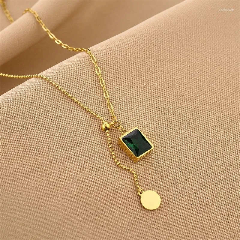 Chaînes HIYEE Tendance Carré Pendentif Pendentif Zircon Vert Croix Épissage Collier En Acier Au Titane Accessoires Pour Femmes_voghion.com