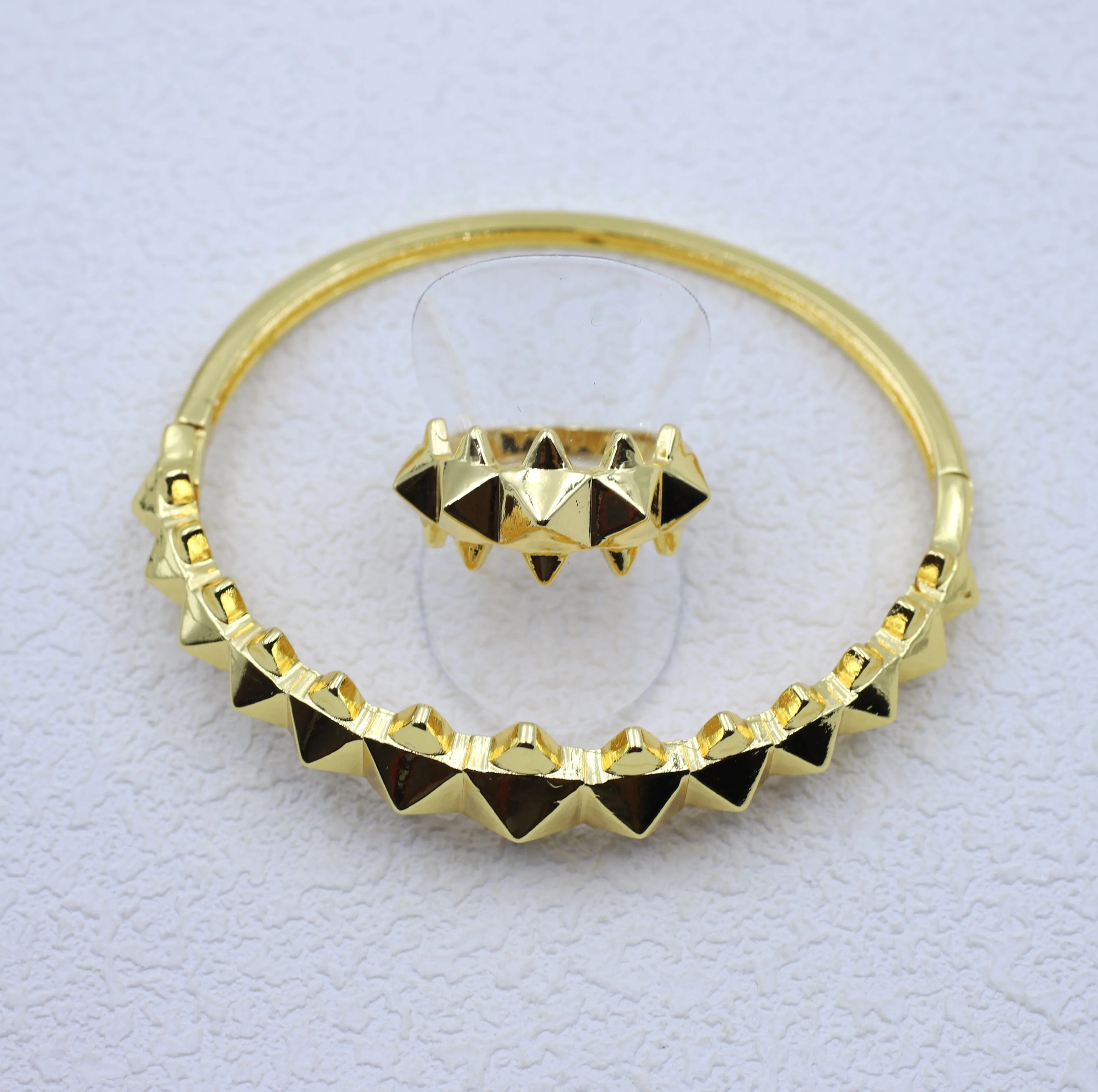 Necklace Earrings Set GUANXI Jewelry Women's Fashion Bangle And Ring Spikes Awl Gold Plated_voghion.com