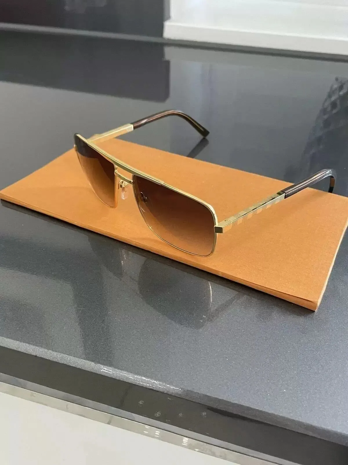 Verspiegelte Brille Damen Herren Police Classic Eyewear UV 0259 Für Schöne Mode Flutschutz Designer Rahmen Schwarz 400_voghion.com