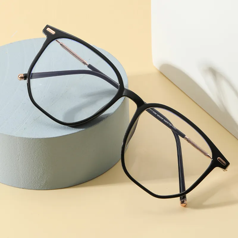 Spiegelbrille Damen Flache Herren Ultraleichte Designer Sonnenbrille TR90 Schöne Flut Frauen Retro Marke Metall Mode_voghion.com