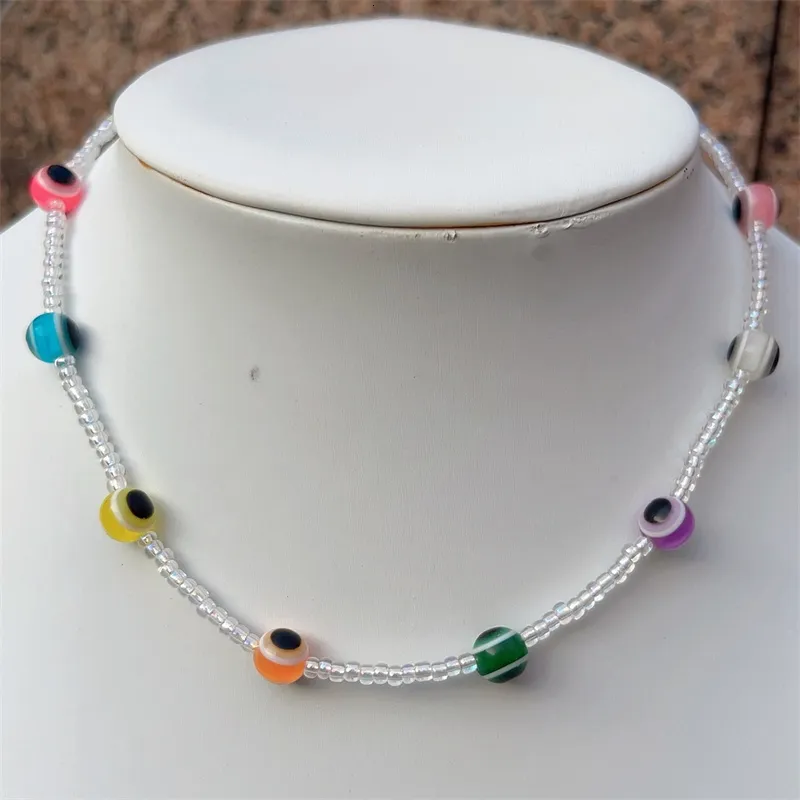 Kette bunt für Frauen Mode handgefertigt Daisy Blume Lächeln Charms Perlen Halsband Kunststoff Perlen Halskette Boho Schmuck_voghion.com