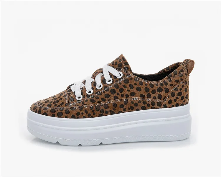 Scarpe casual semplici, comode, traspiranti, alla moda e con stampa leopardata, con punta rotonda e bassa sul fondo._voghion.com