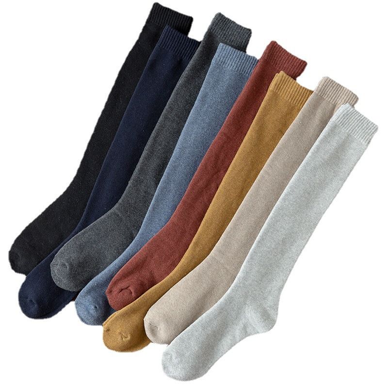 Herfst en nieuwe heren katoenen hoog geborstelde effen kleur warme lange winter dikke badstof sokken groothandel_voghion.com