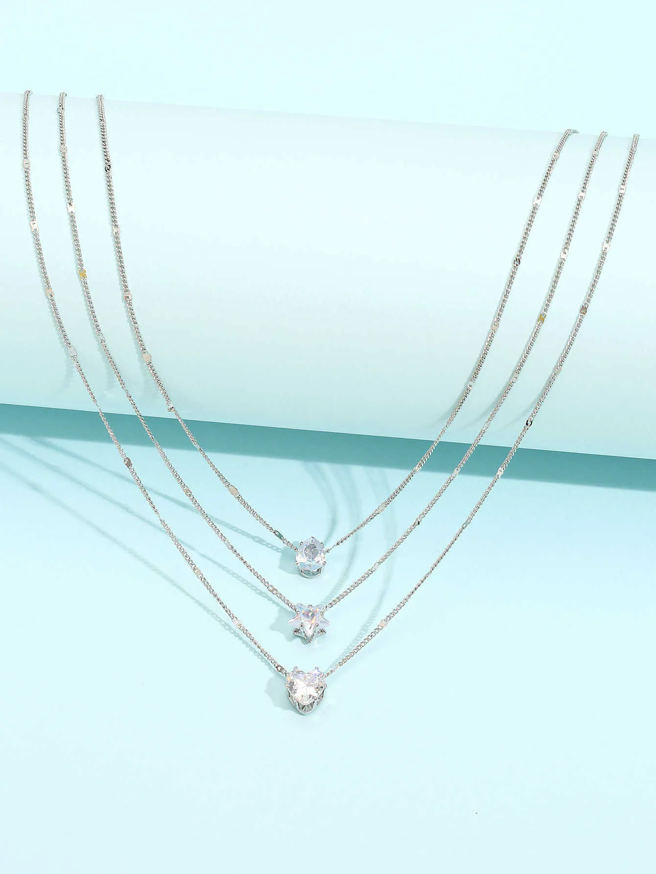 Layered Pendant Necklace With Heart Charm And Crystal Detail_voghion.com