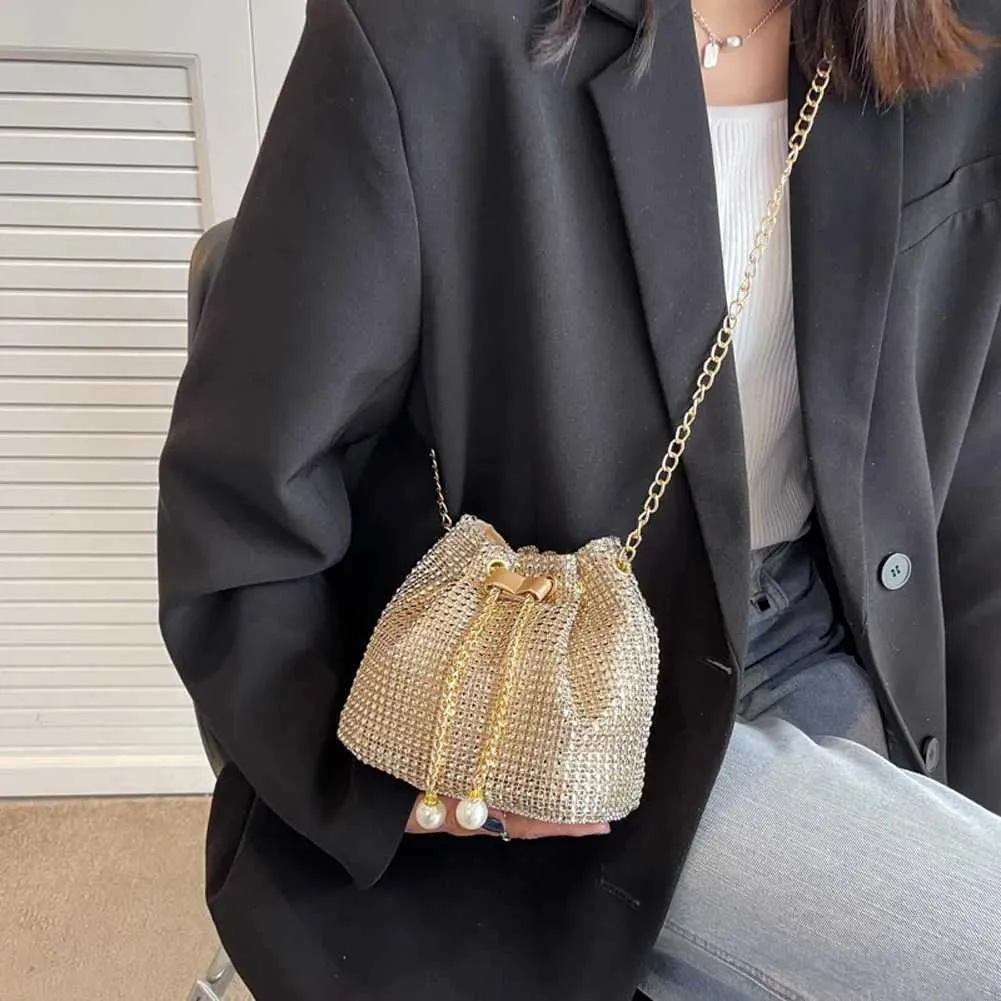 Moda Rhie Handbags Shiny Dia Bucket Wedding Party Shoulder Underarm Bag per le donne Shoppin241211_voghion.com