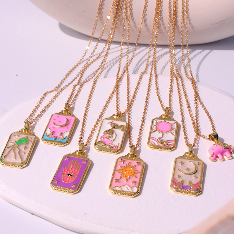 Collana quadrata in smalto rosa con goccia di olio punk tarocchi sole dio stella luna mano fiamma elefante ragazza per regali da donna HangZhi2022 nuovo_voghion.com