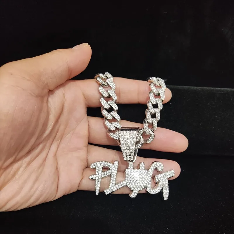 Colliers pendentifs hommes femmes Hip Hop PLUG collier lettre avec chaîne cubaine en cristal de 13 mm HipHop Iced Out Bling Fashion_voghion.com