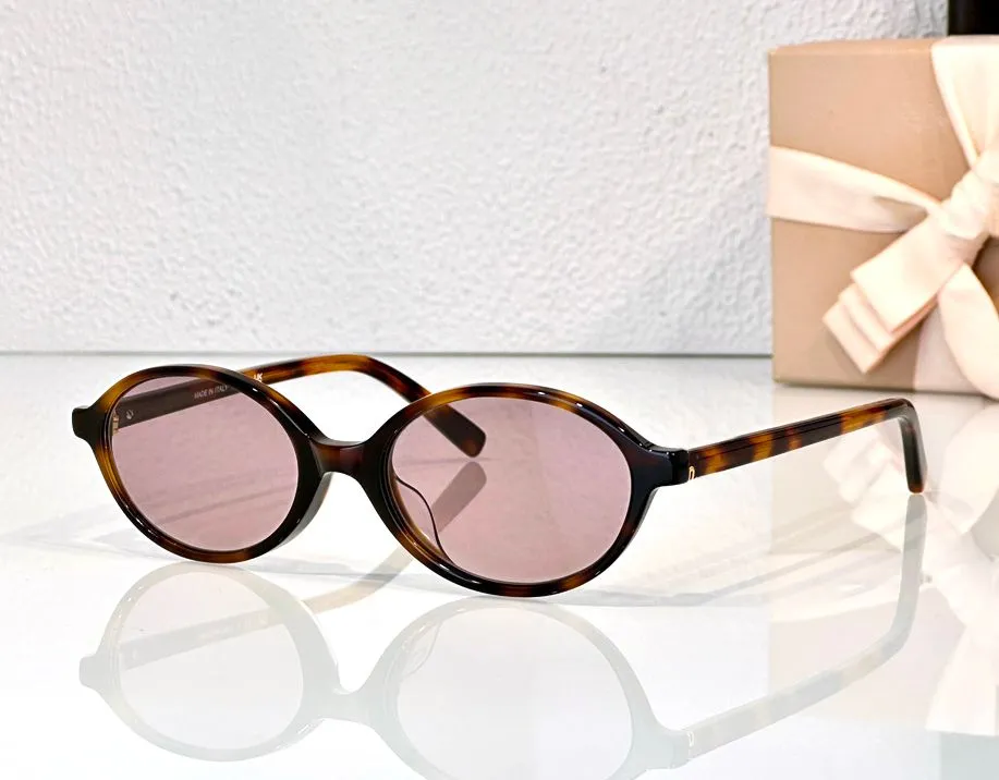 MIU Designer für Frauen Oval Nerd Männer Shades Outdoor Fashion Fotografie Sonne Klassische Sonnenbrille Hochwertige Reisebrille_voghion.com