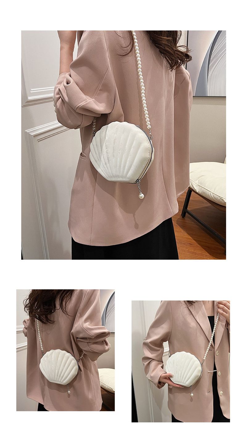 Einzigartige Nischentasche Damen 2024 Sommer neue Mode Perlen Umhängetasche ausländischer Stil einfache Muscheltasche_voghion.com