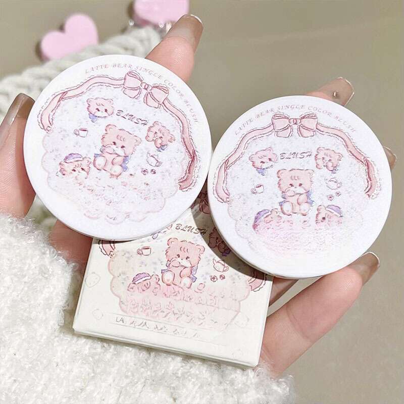 Natürliches, einfaches, vielseitiges, lebendiges Make-up für Frauen mit hoher Farbkonsistenz_voghion.com