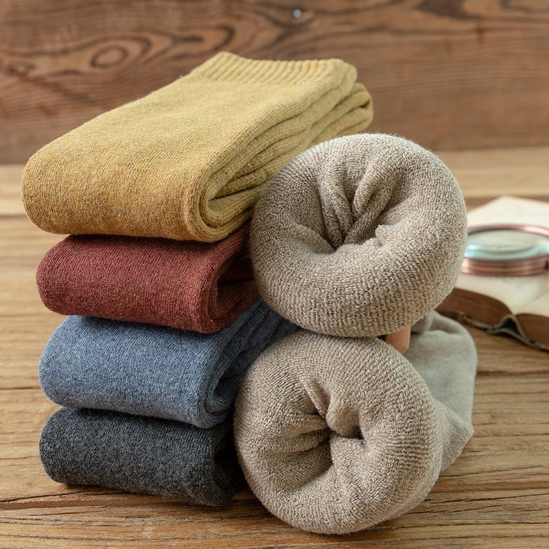 Herfst en nieuwe heren katoenen hoog geborstelde effen kleur warme lange winter dikke badstof sokken groothandel_voghion.com