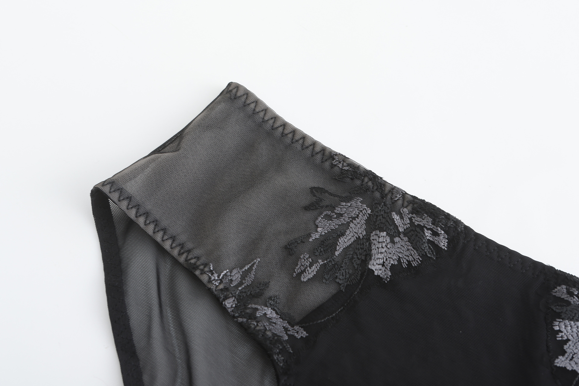 New French style thin rabbit ear cup embroidered lace sexy lingerie small chest display large gathering bra set_voghion.com