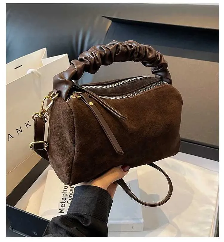 Sacs à bandoulière légers en PU pour femmes avec fermeture éclair tendance 2024 Design à plis tendance Bolsas Para MujeresC241103_voghion.com