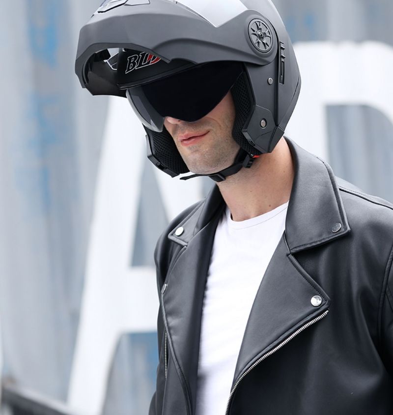 BLD Motocicletă completă cu lentile duble dezvăluită Cască de vară universală Four Seasons_voghion.com