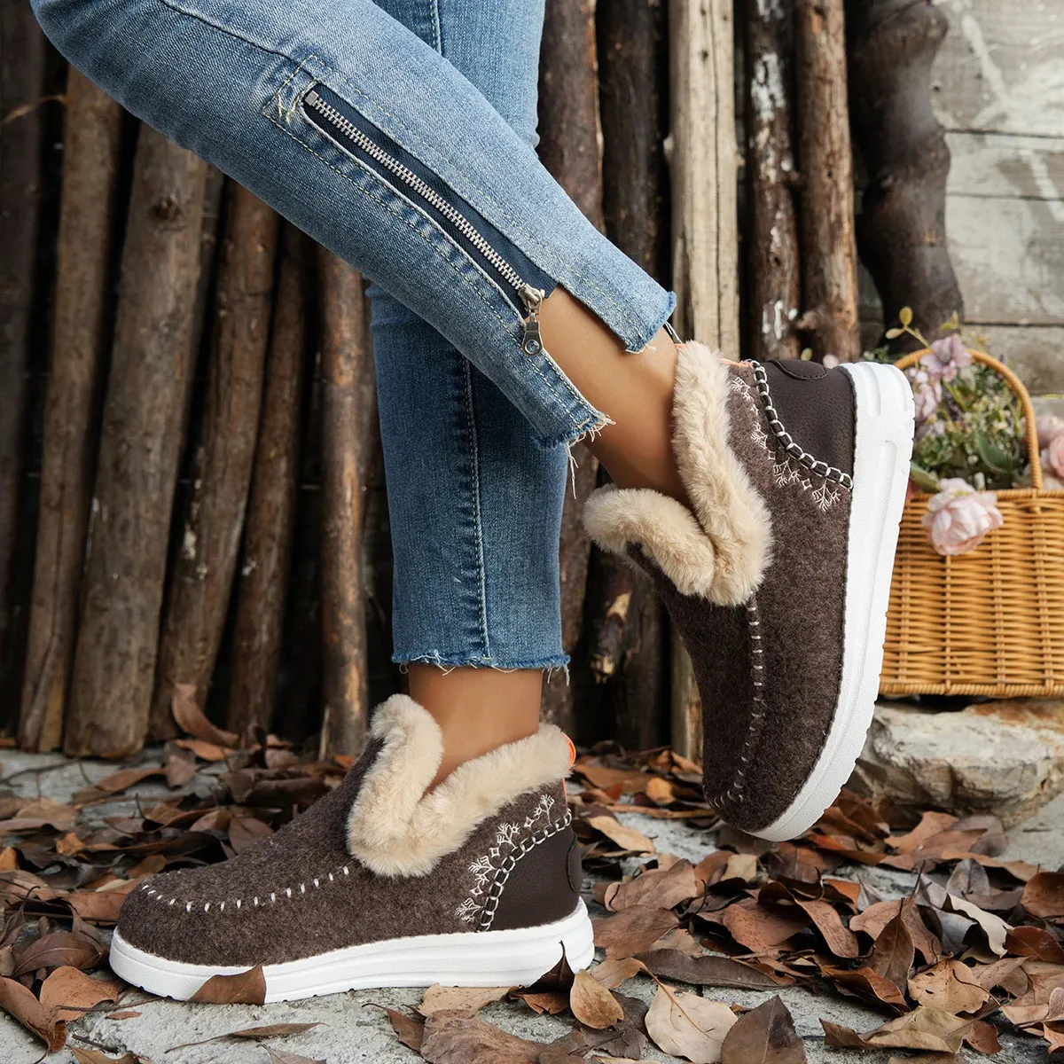 Winter Round Head Plush Comfortable Warm Short Tube Flat Bottom Large Womens Boots Size 36-43 241113_voghion.com