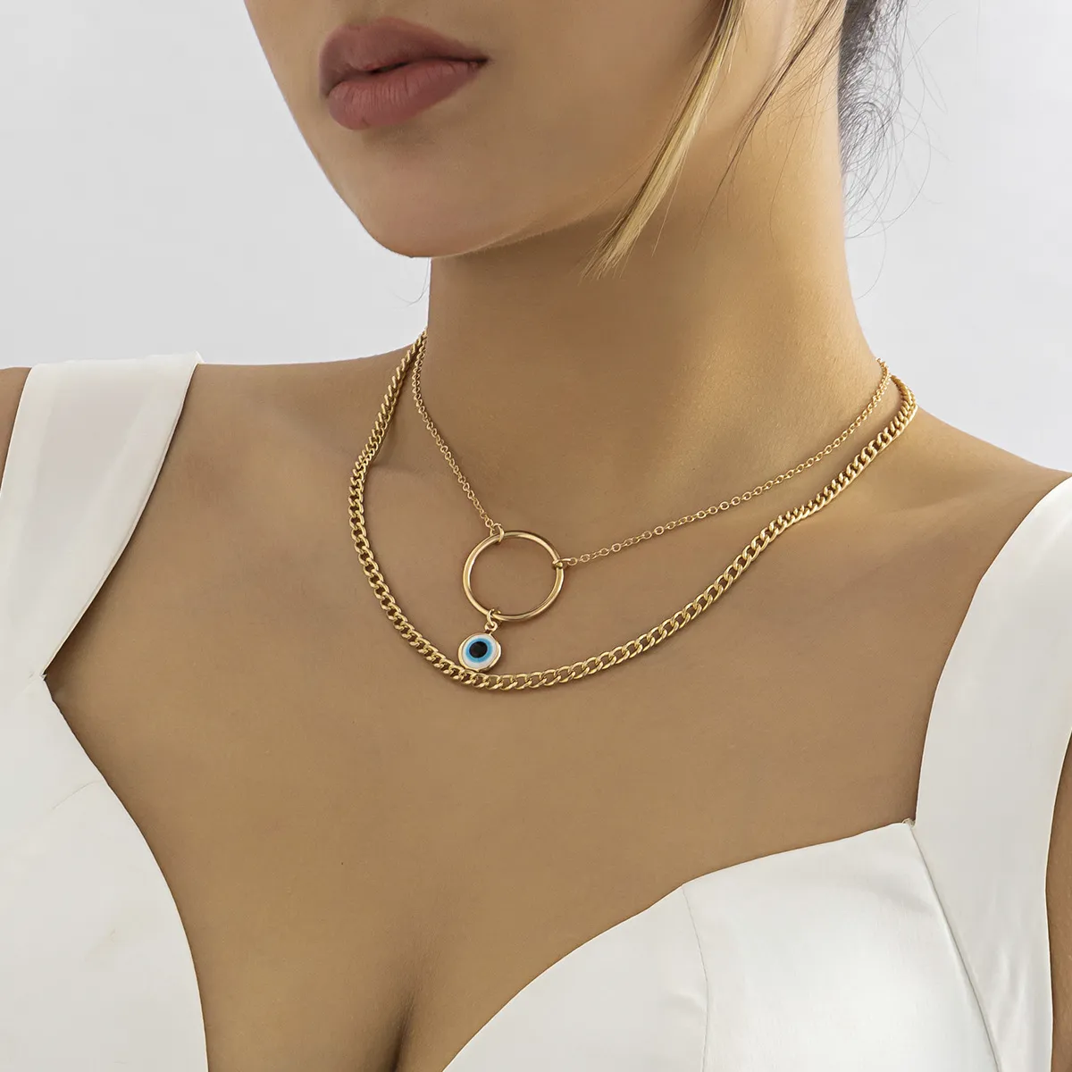 Collar con colgante de ojo azul creativo de cadenas 2023, collar de metal de color dorado multicapa retro, collares, dijes de moda para niñas_voghion.com