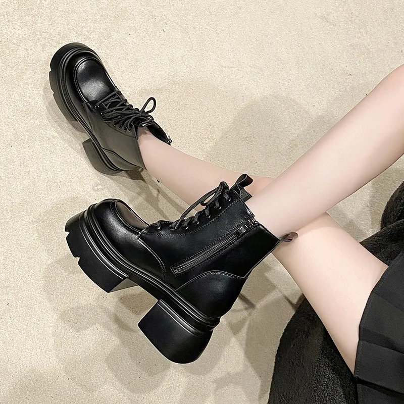 Black 2024 Autumn/Winter New British Style Thick Bottom Short Sweet Cool Motorcycle Martin Boots For Women_voghion.com
