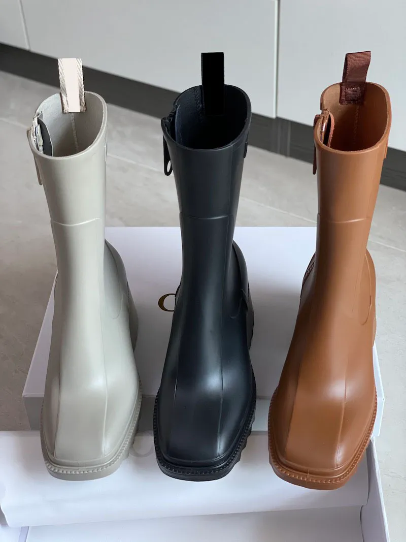 Women's Black Knee-high Waterproof Rain Boots With Platform Sole_voghion.com