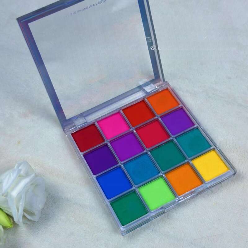 Sombra de ojos nude mate perlado arcoíris de 16 colores Luscious_voghion.com