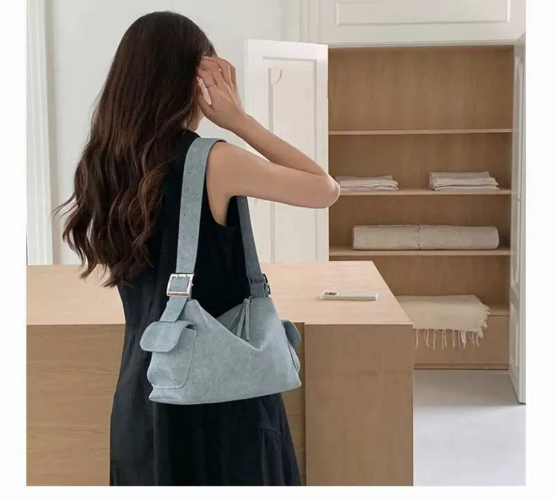 Women's Large Capacity Leather Shoulder Bag For Daily Commute_voghion.com