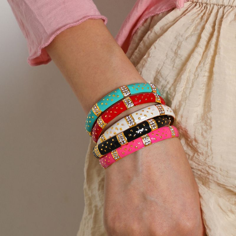 Pulsera de acero inoxidable ajustable con diseño étnico personalizado en forma de C y color retro a la moda._voghion.com