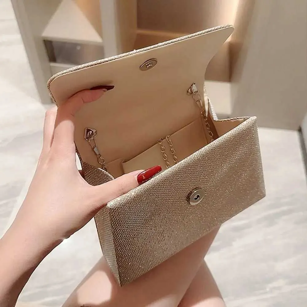Sacs à bandoulière en chaîne de perles Sac à main Sac de soirée en soie brillante dorée Femmes Élégant Mode Banquet Pochette Femme Handba241108_voghion.com