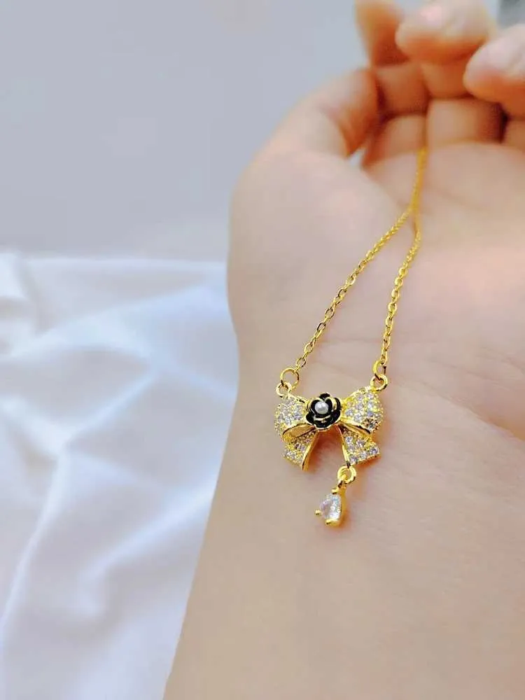 Collane con ciondolo Moda Carino Bellissimo fiocco Collana Classico Retro Romantico Nero Rosa Versatile Acciaio inossidabile_voghion.com