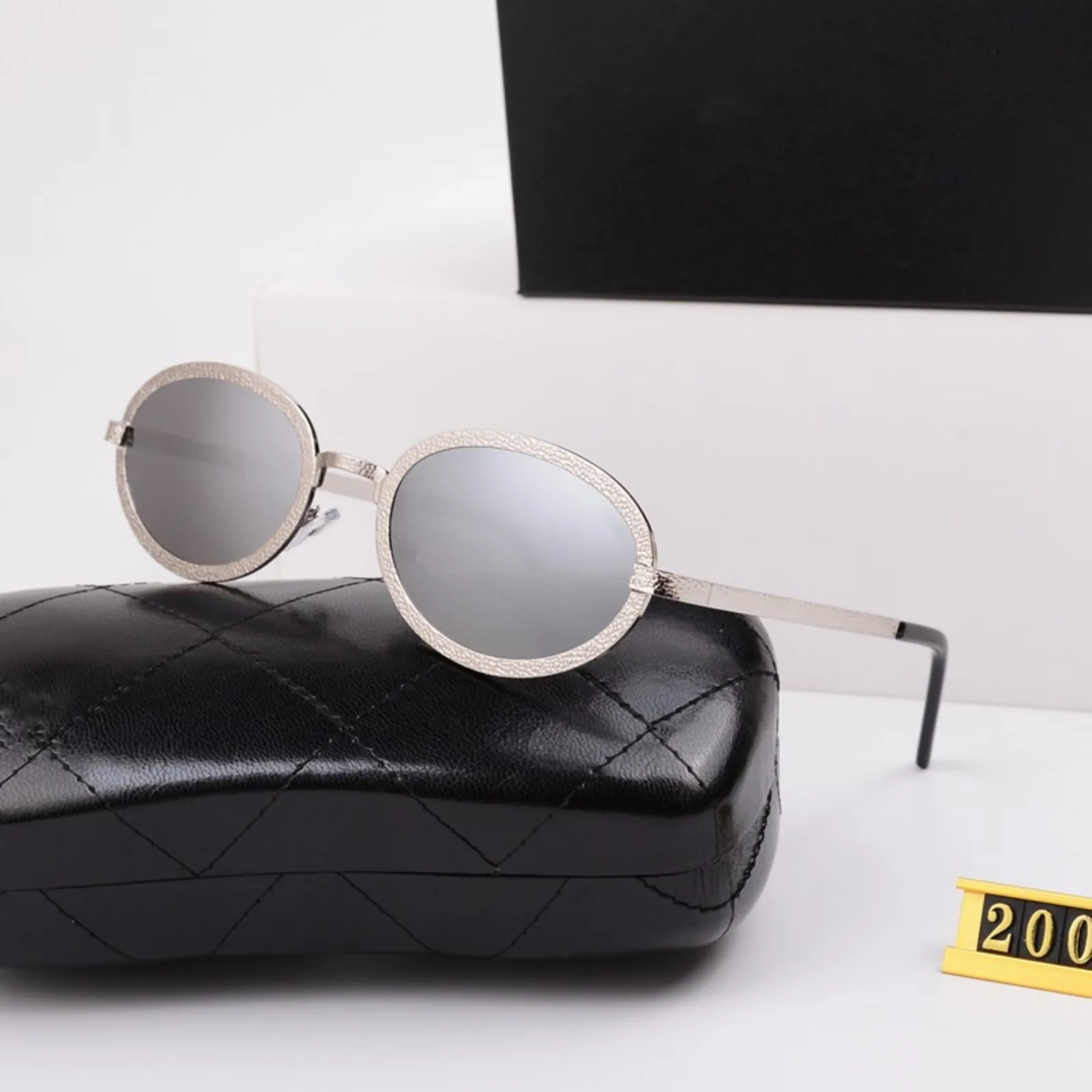 Modello CH2002 Donna Occhiali da sole a doppio ponte di alta qualità da uomo e da donna Lenti classiche Occhiali da sole Aviator Design_voghion.com