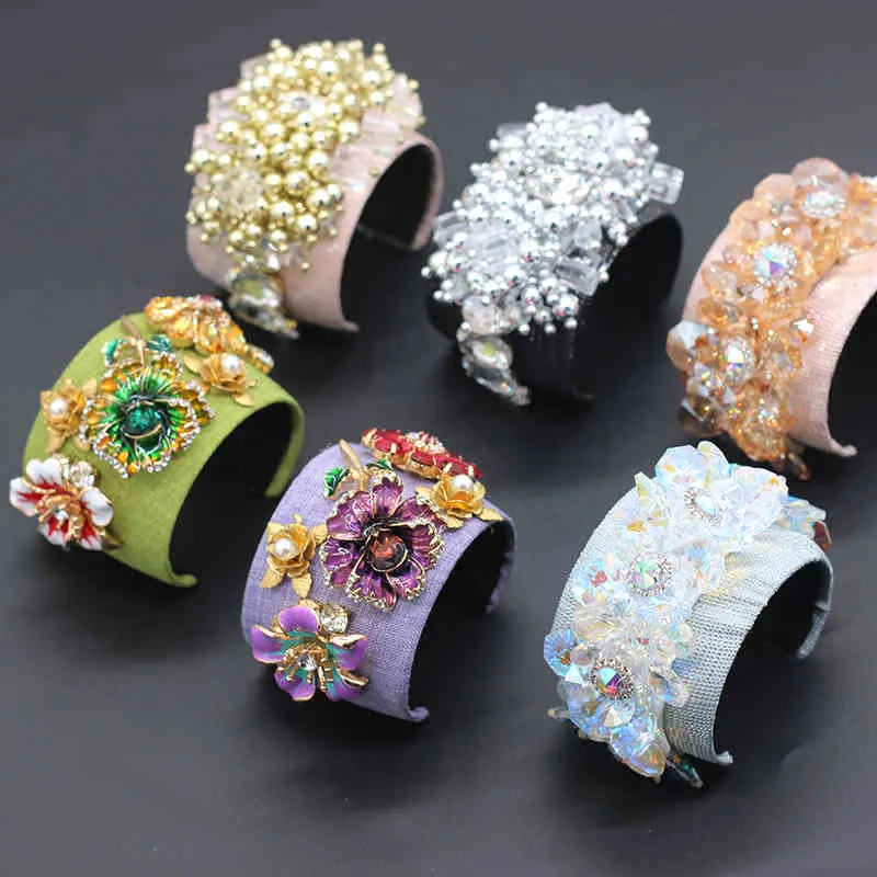 Crystal Rhinestone Cuff Bracelet Geometric Woven Ladies Jewelry_voghion.com